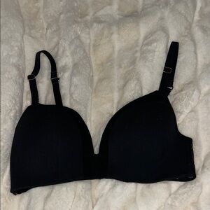 Lively Black Women's Bra 34B so soft !